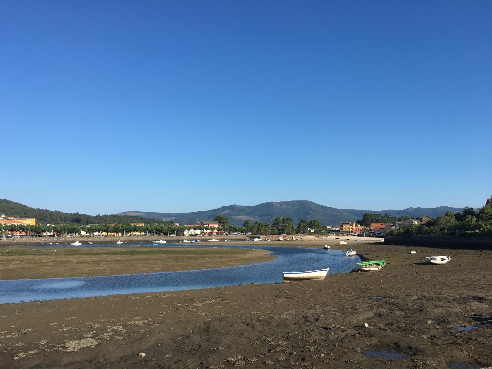 Muros Sobre El Mar Exterior foto
